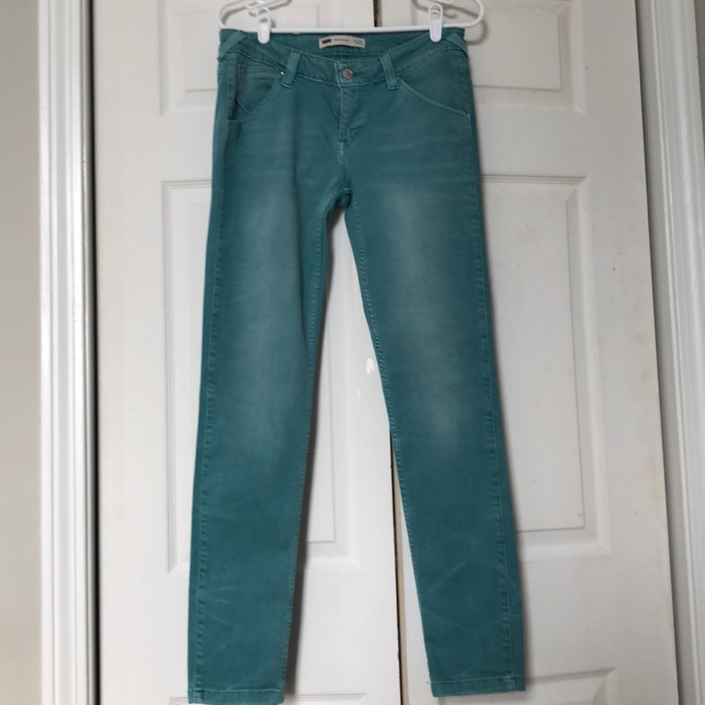 Levi’s Teal Low Rise Demi Curve Skinny Jean 30x32